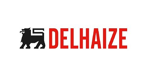 Een zwart silhouet van een leeuw op zijn achterpoten, links van het woord "DELHAIZE" in vette rode letters.